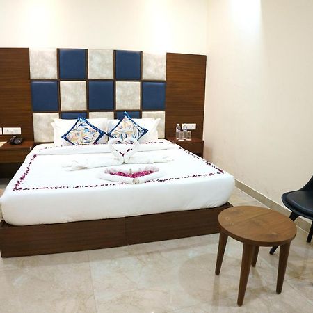 Hotel Vihaan Residency Zirakpur Exteriér fotografie