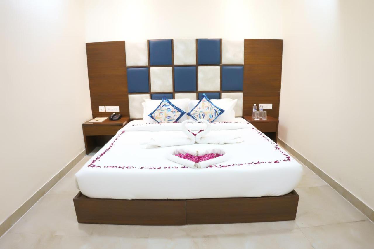 Hotel Vihaan Residency Zirakpur Exteriér fotografie