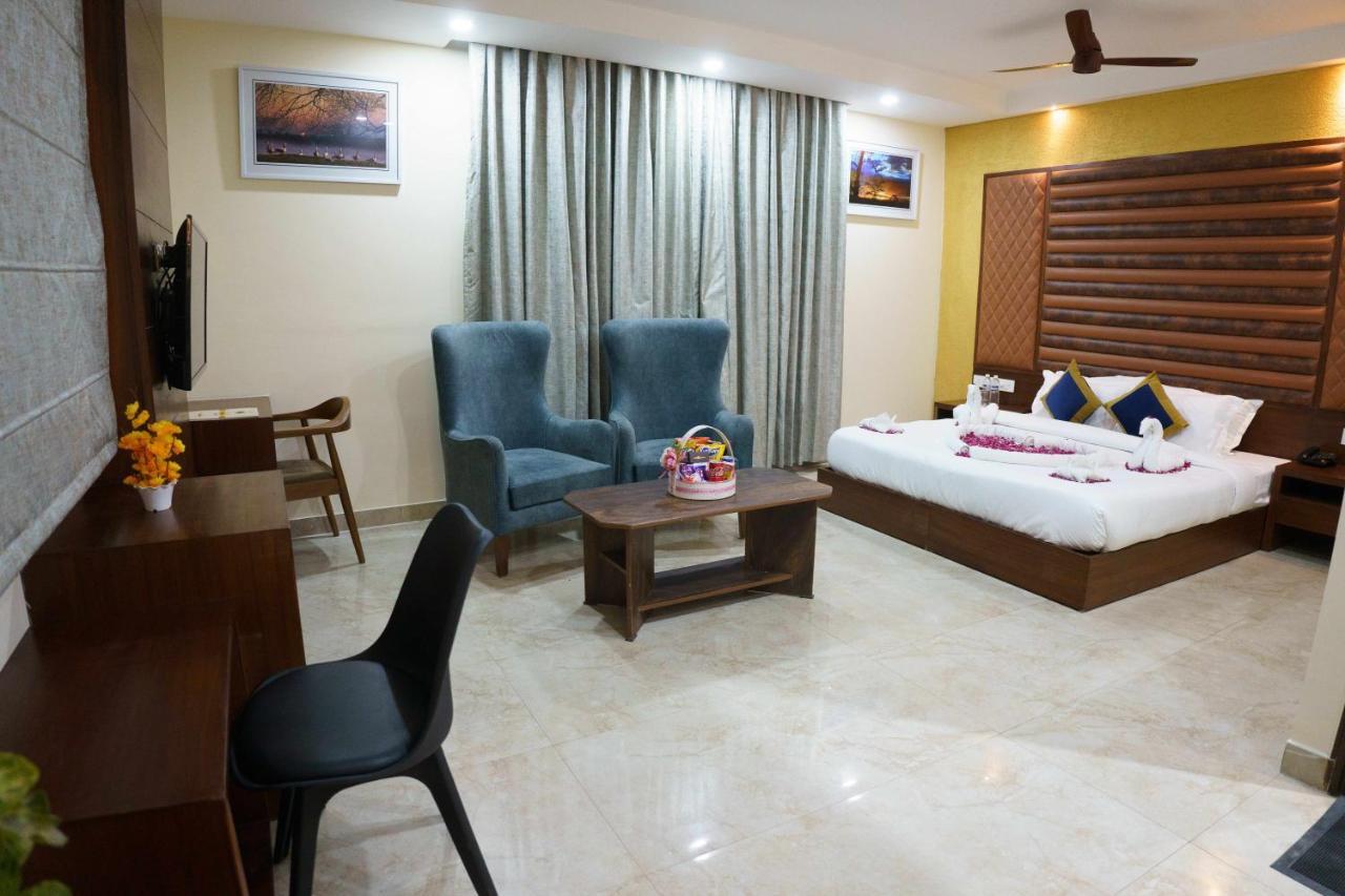 Hotel Vihaan Residency Zirakpur Exteriér fotografie