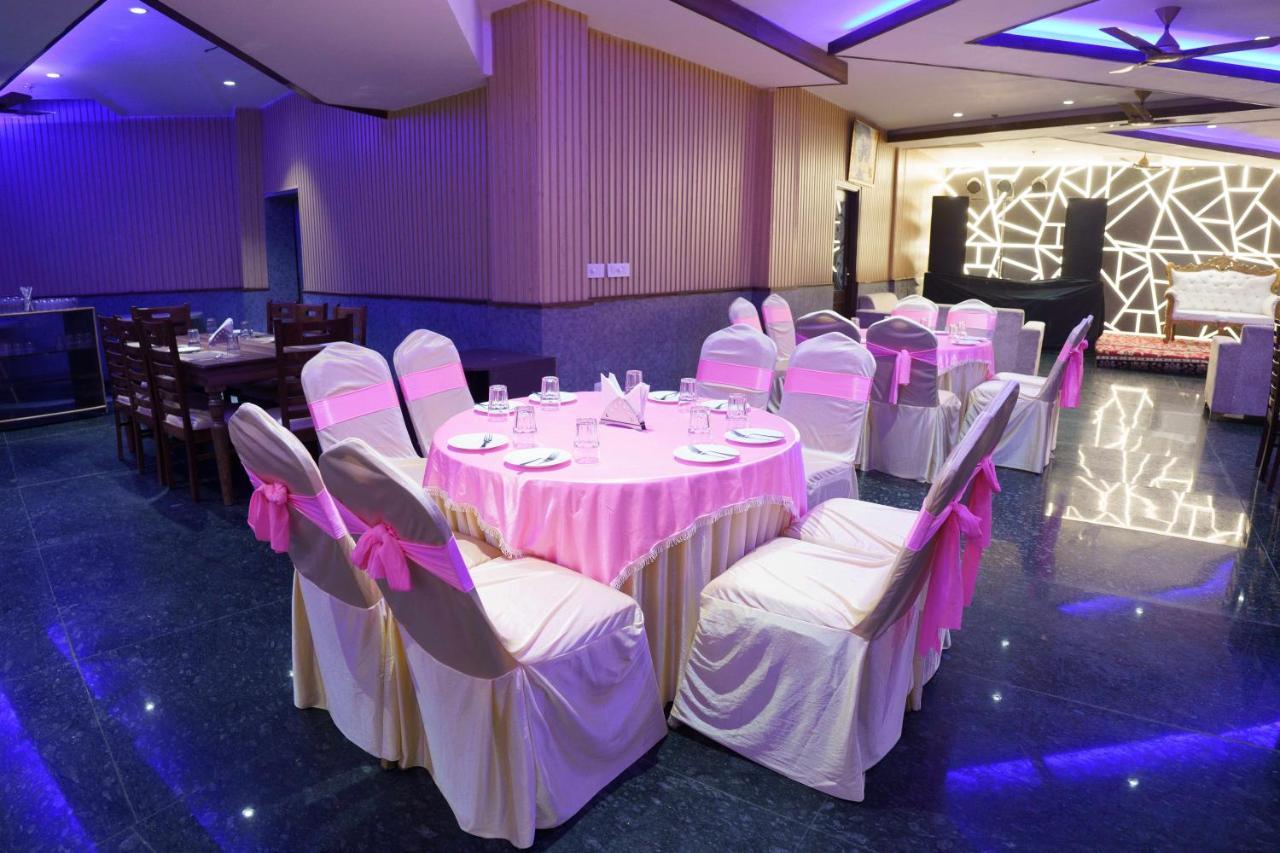 Hotel Vihaan Residency Zirakpur Exteriér fotografie